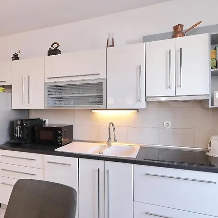 One Bedroom With Bbq