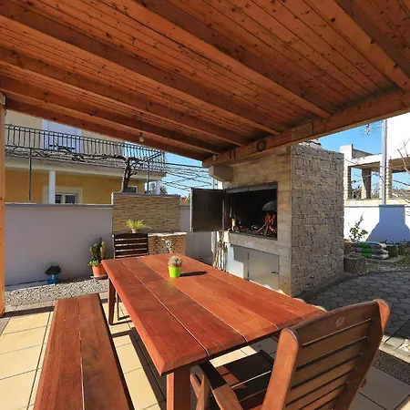 One Bedroom With Bbq * Zadar